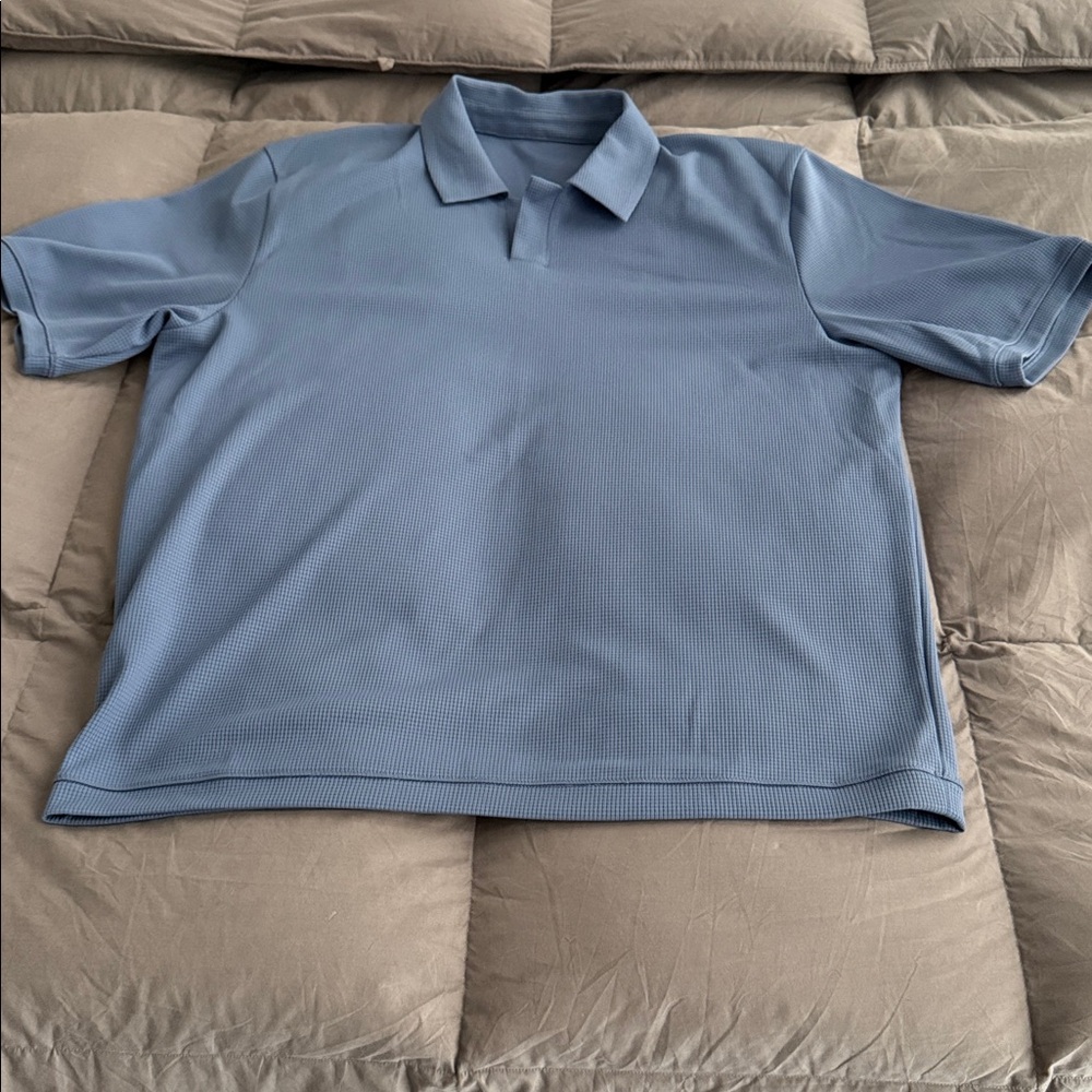 Textured Mesh Short-Sleeve Polo Shirt